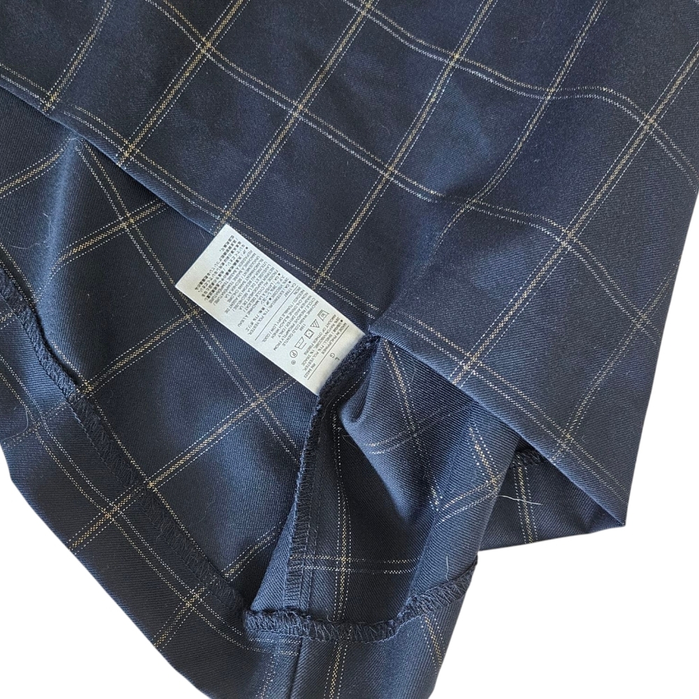 NWT Banana Repablic Plaid Shine Shell Navy Blue Checkered Sleeveless Top - Picture 9 of 9